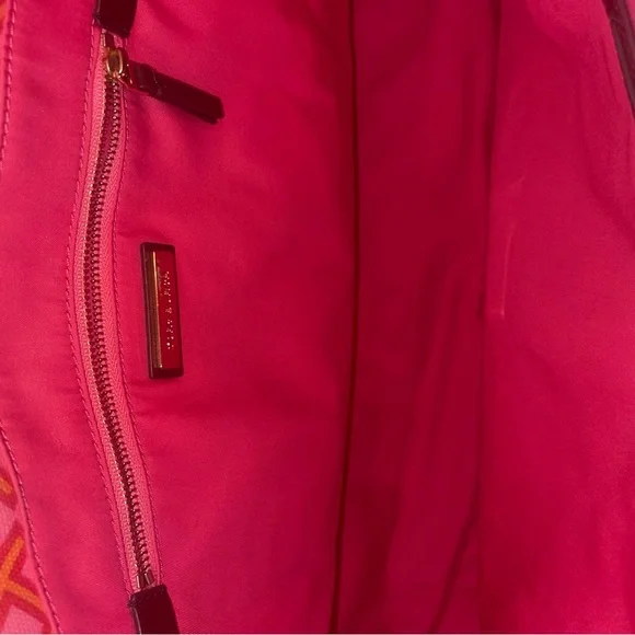 Tory Burch Geometric Pink and Burgundy Tote - Picture 4 of 5